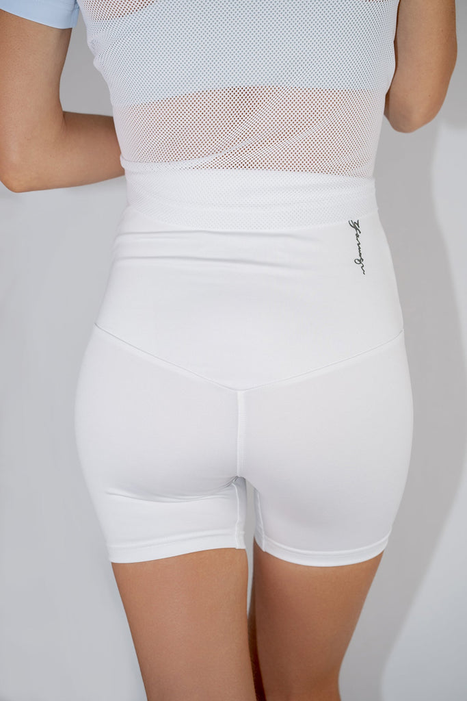 Daria Active Shaper Short - White sustainable fashion